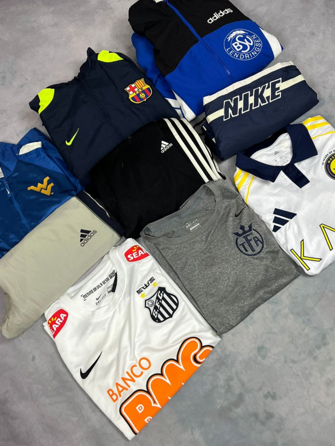 MISTERY BOX ROPA DEPORTIVA VINTAGE PREMIUM